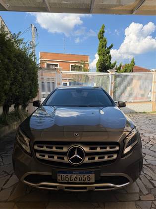 MERCEDES-BENZ GLA 200 1.6 CGI FLEX ADVANCE 7G-DCT